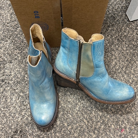 Bed Stu Distressed Blue Ankle Booties - Picture 2 of 4